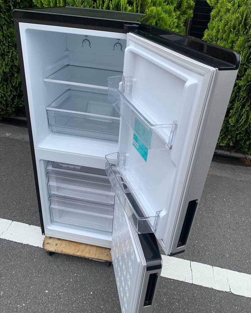 。　美品　Haier ２ドア冷蔵庫　2022年148L 右開き