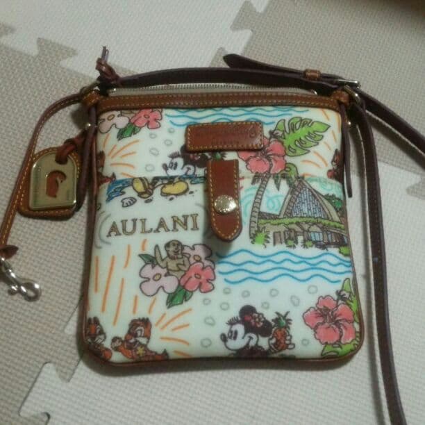 ハワイ、アウラニディズニーショルダーバッグ アウラニディズニー