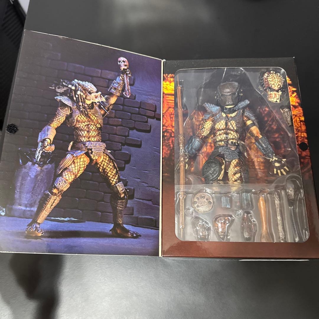 NECA PREDATOR ネカ プレデター シティーハンター
