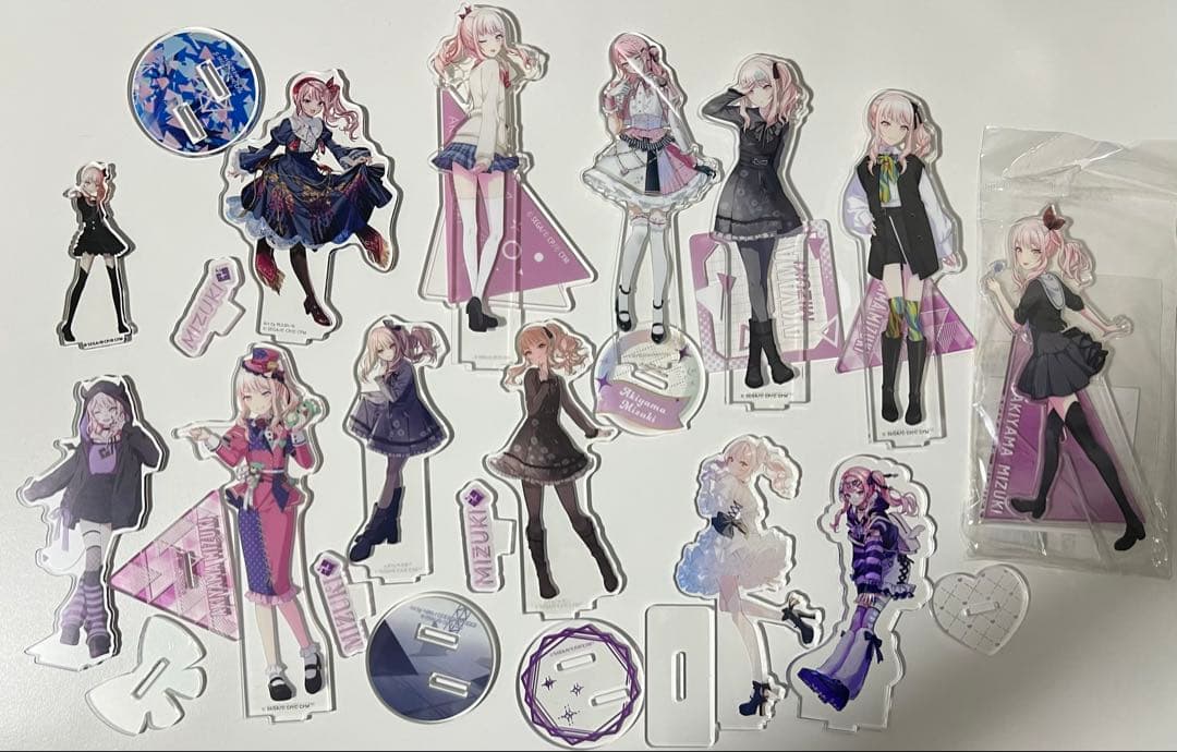 ハイキュー アクリルバッジ スタンド付き 日向翔陽 カザリー