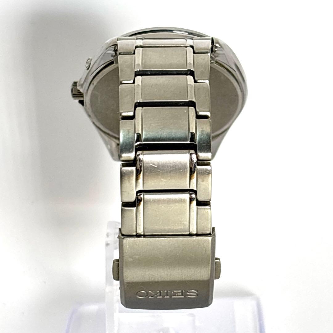 稼働 SEIKO メンズ腕時計 SOLAR デイト 黒文字盤 チタン Y2K