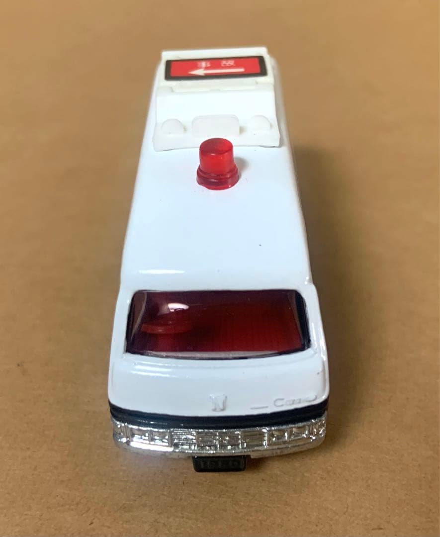 トミカ　ホビープロダクツ　ニッサン キャラバン　宮崎県警察学校　パトロールカー