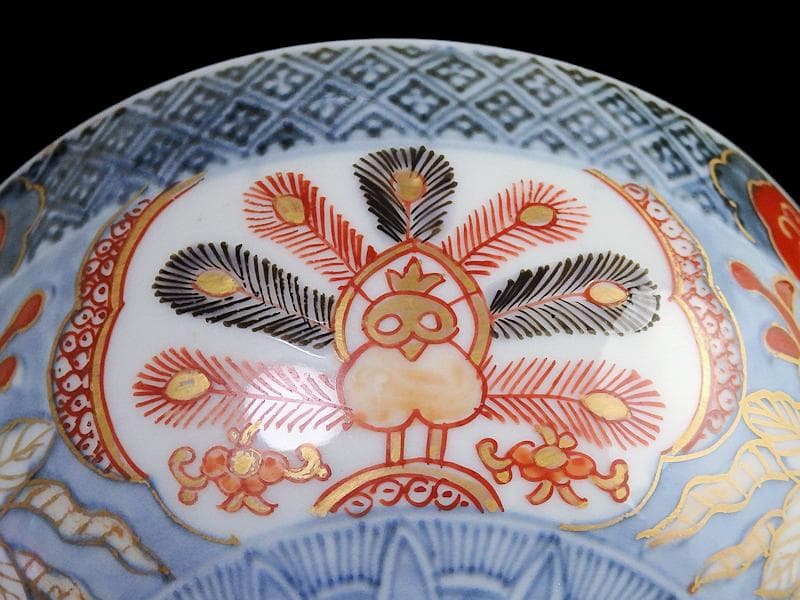 古伊万里 薄瑠璃 染錦 孔雀の図 大振蓋茶碗 F200AS-CTe - メルカリ