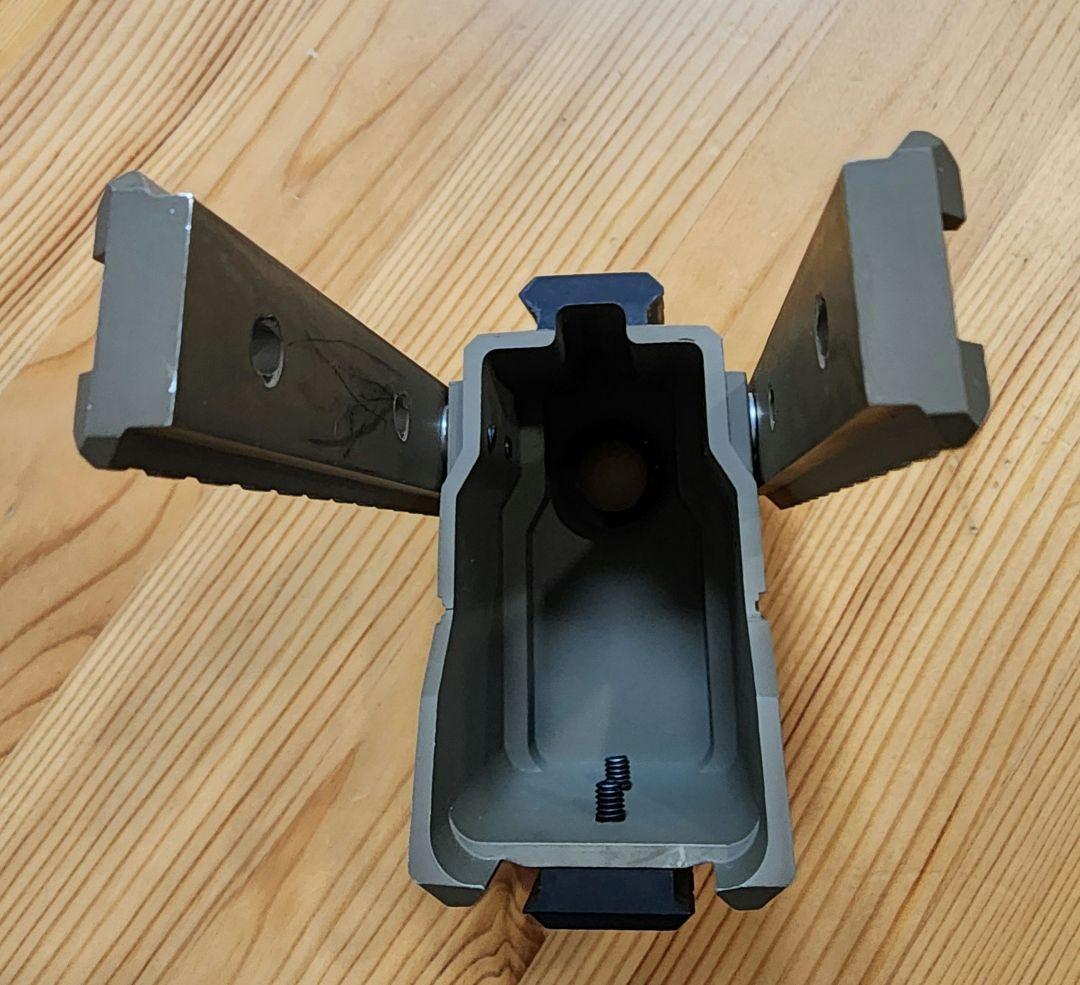 KRISS VECTOR ストライク レイルシステム