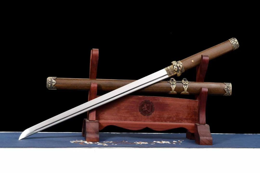 【虎頭直刀】古兵器 武具 刀装具 日本刀　模造刀 居合刀 武士道 鑑賞用 美術刀