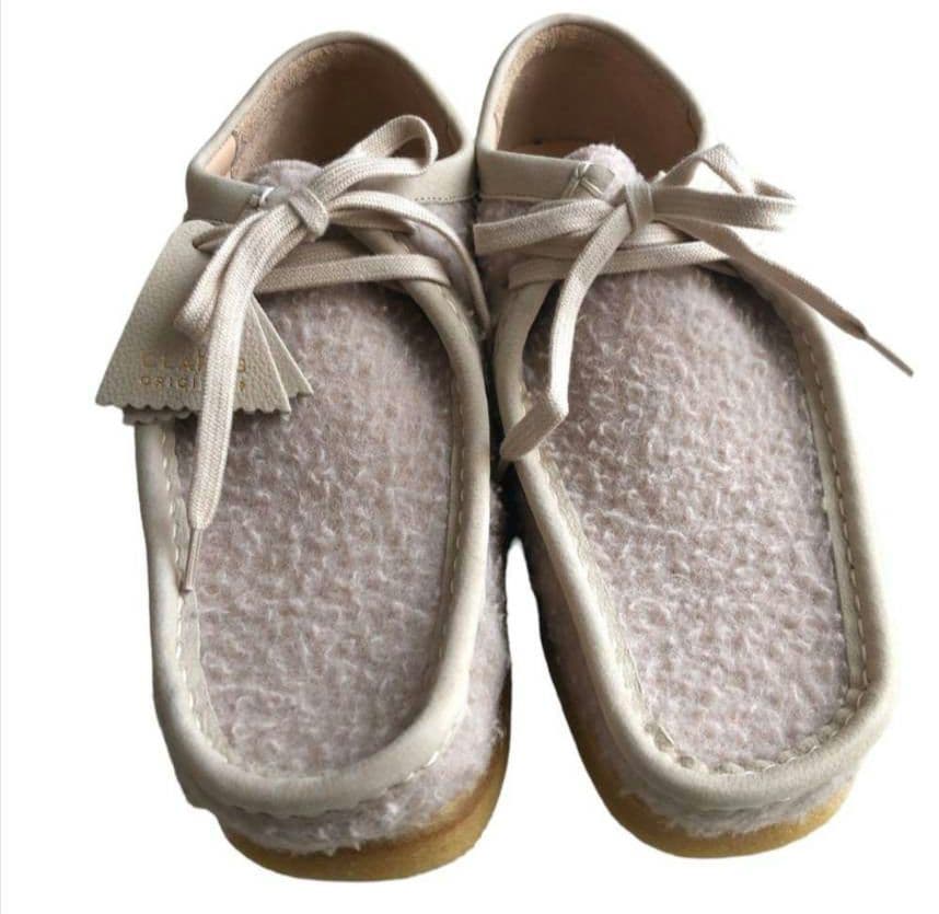 ラストワン！新品未使用クラークスワラビー25.5センチUK7.5エメレオンドレ