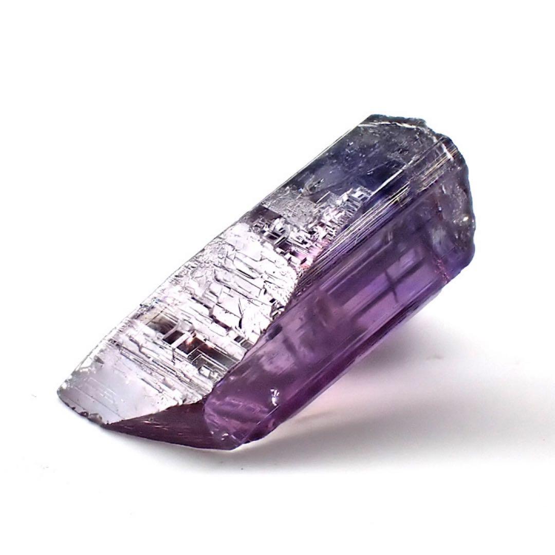 タンザニア/メレラニ産】非加熱マルチカラーゾイサイト