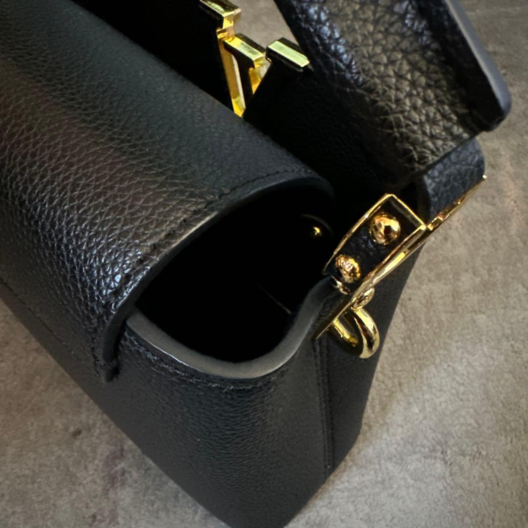 Louis Vuitton ブラックハンドバッグ