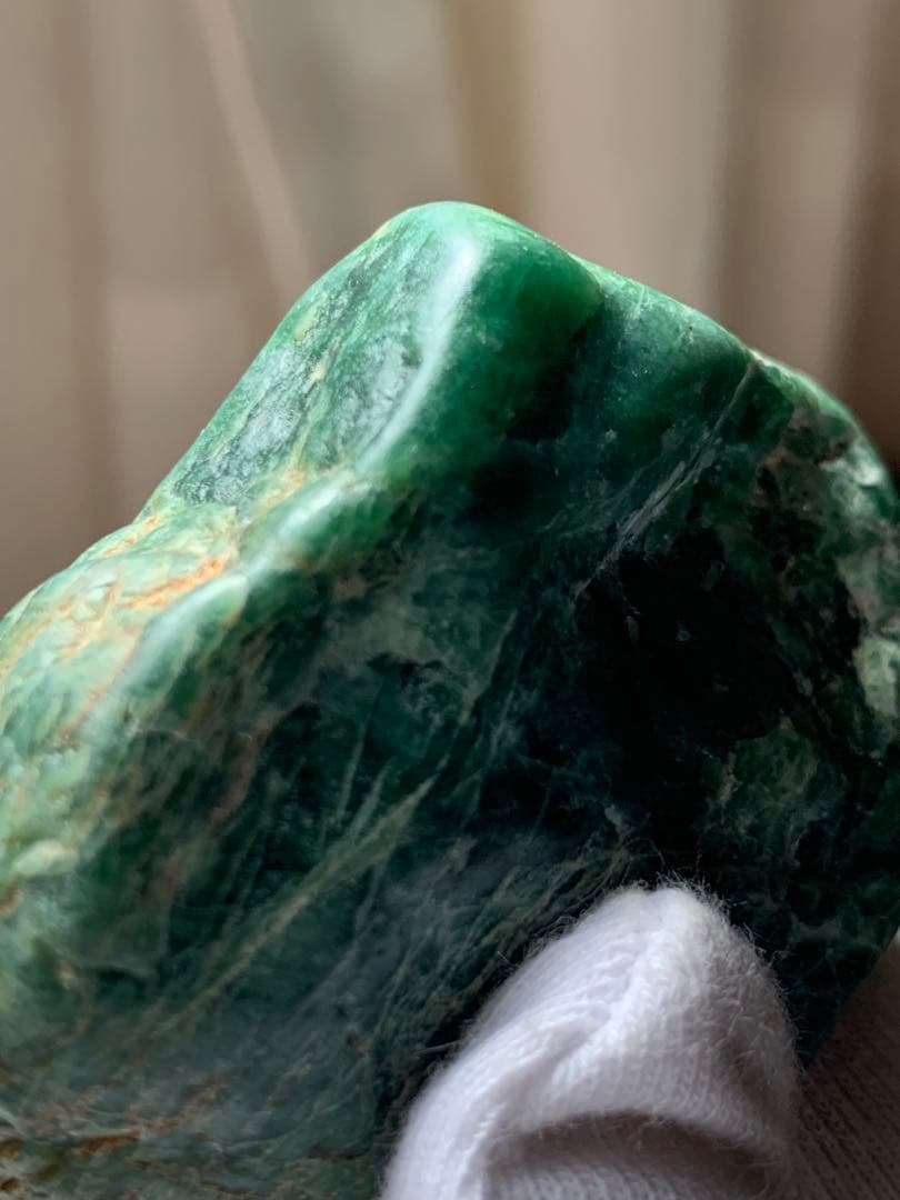 金山谷 糸魚川極上ひすい 96g 翡翠 鉱物標本 コン沢 水石 根付 糸魚川