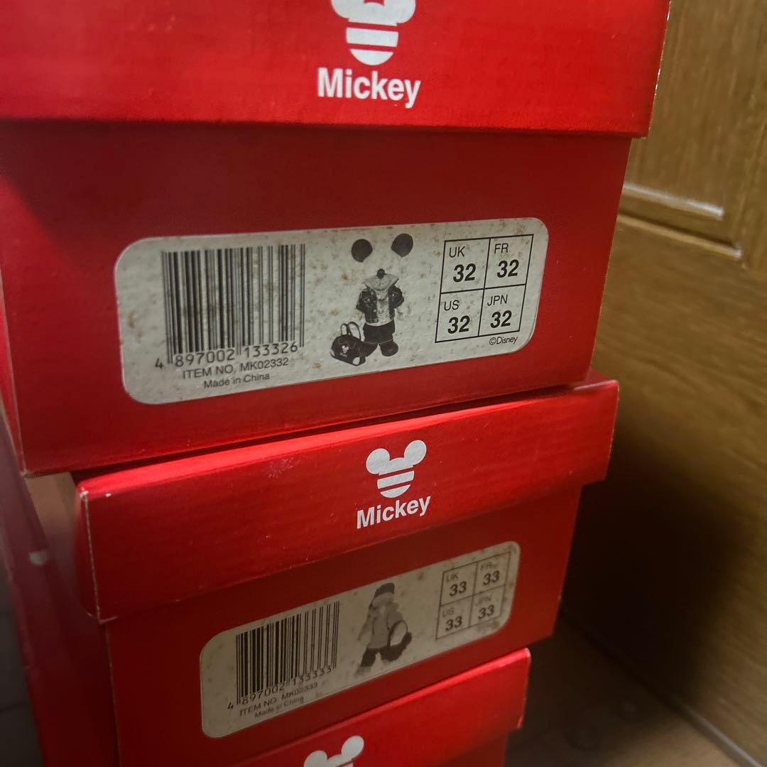 ディズニー　アディダスコラボ　フィギュア