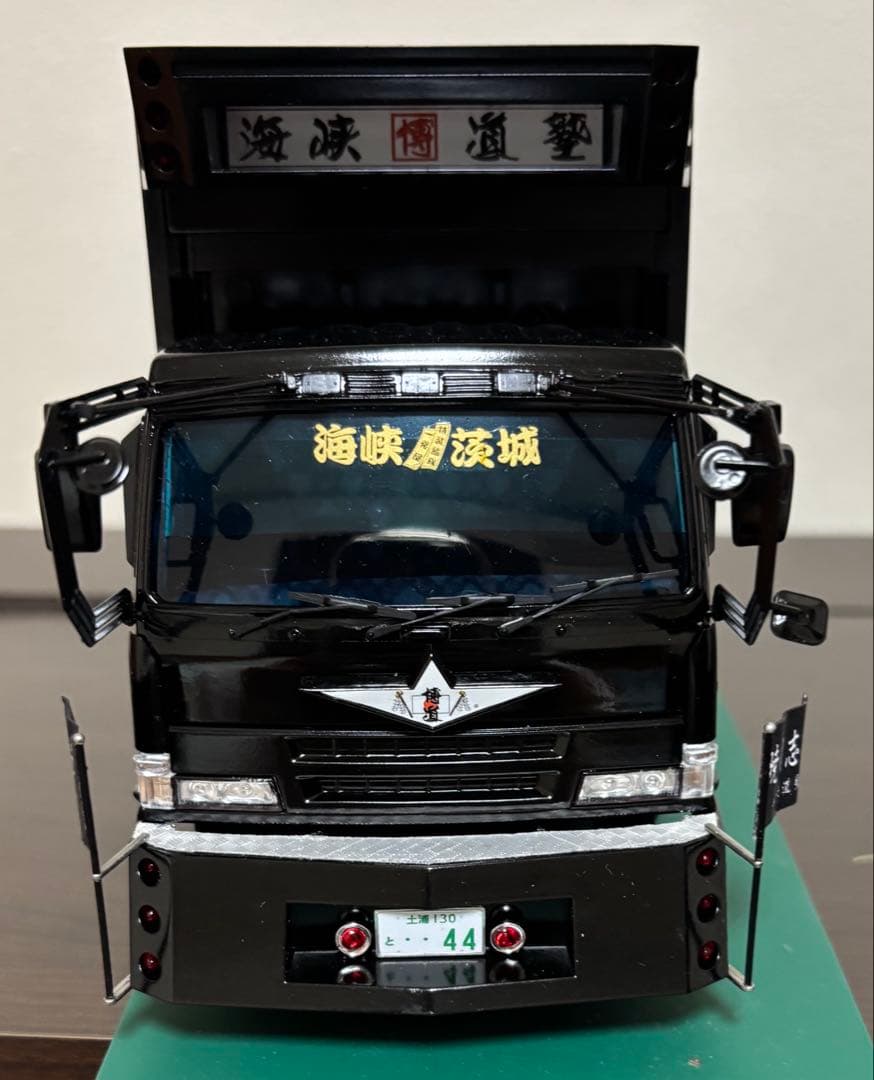 デコトラプラモデル アオシマ 1/32 海峡道塾 博道丸 完成品 デカ箱