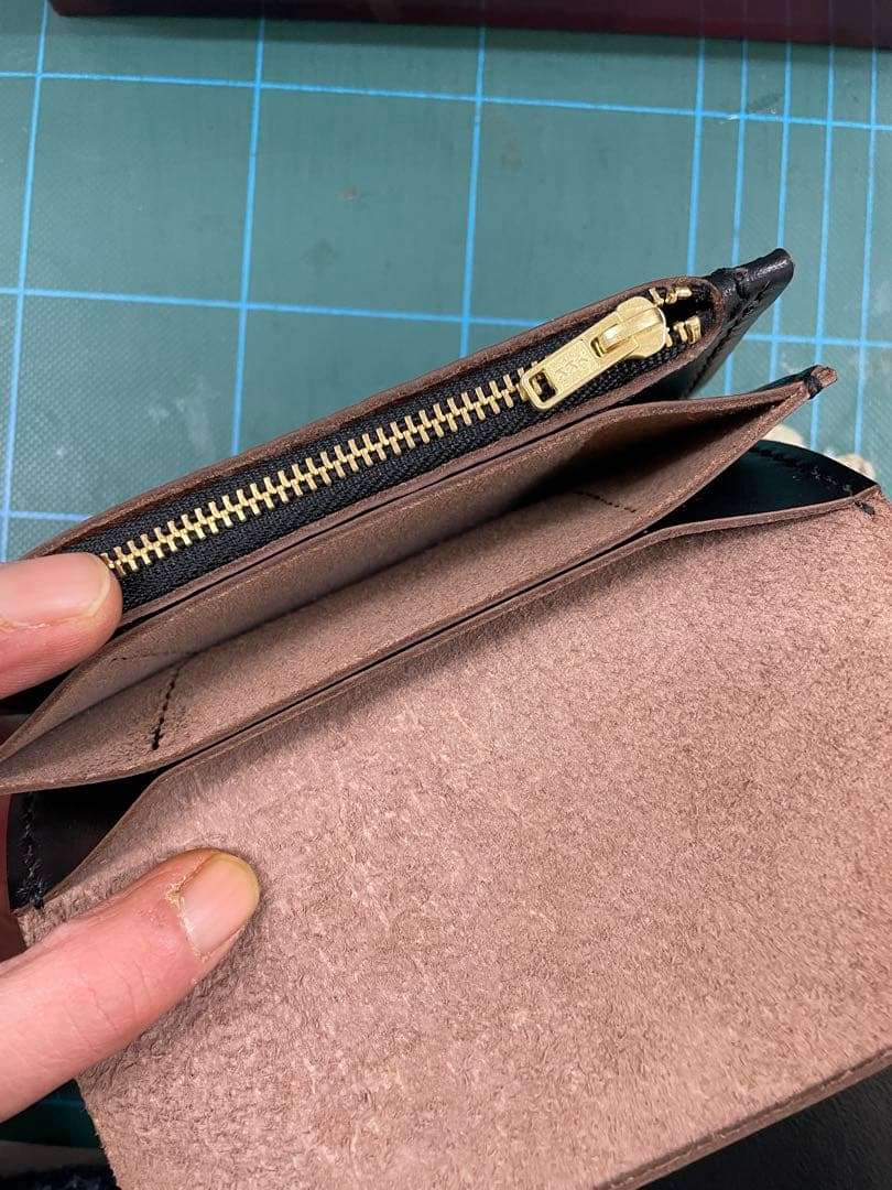 ミドルトラッカーウォレット　三層　馬革 茶芯ブラック　真鍮 トラッカーウォレット