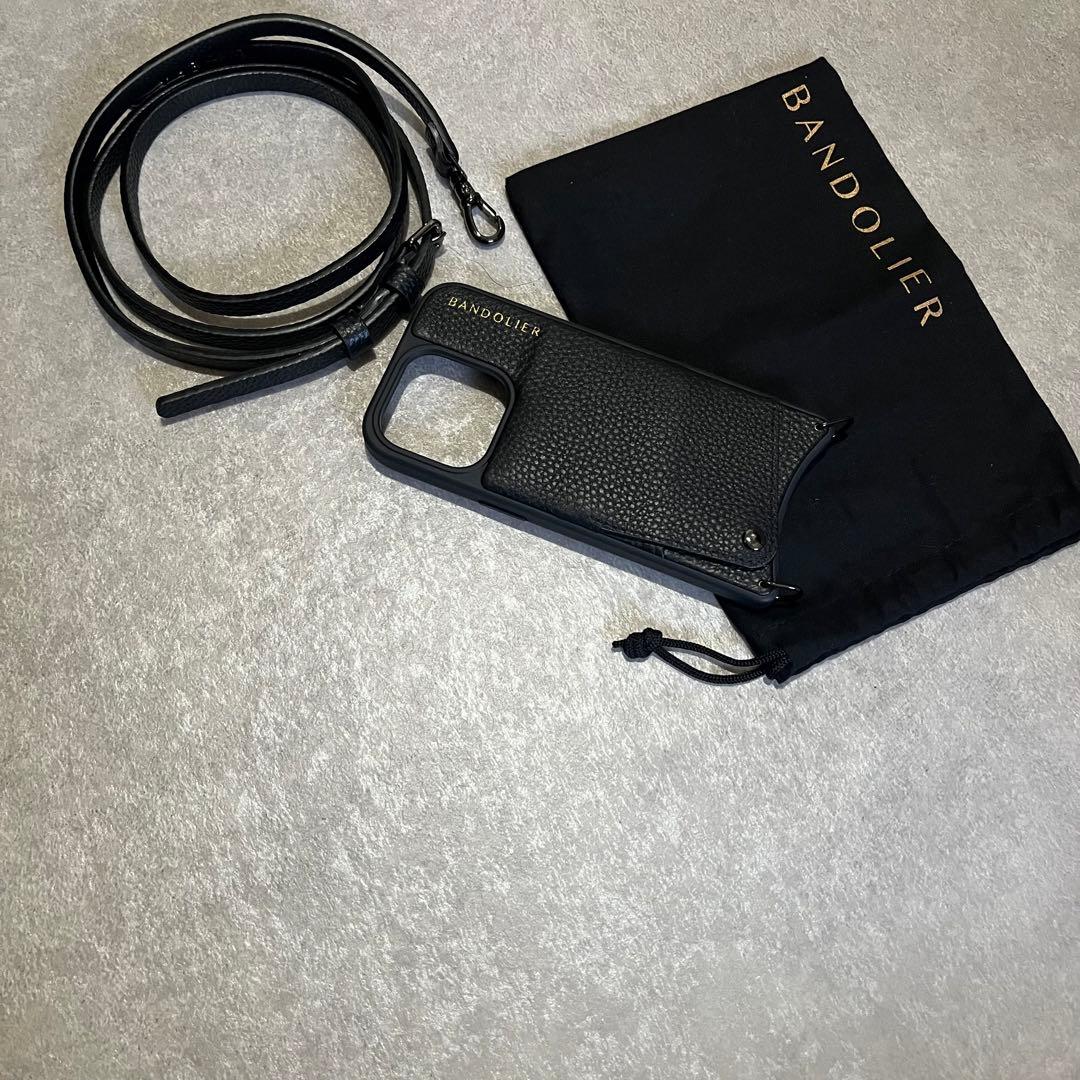 BANDOLIER iPhone 15ケース ブラック&未使用のストラップ付き