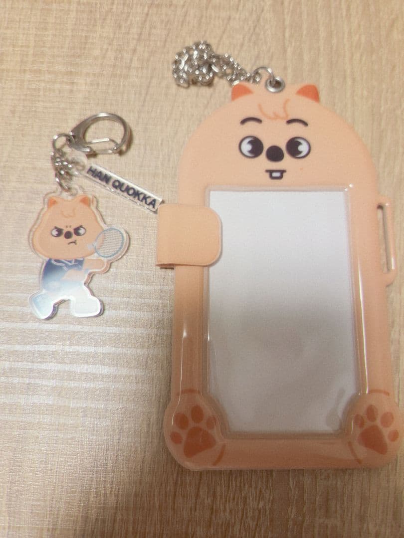 straykids スキズ ハンジソン トレカケース キーホルダー - メルカリ