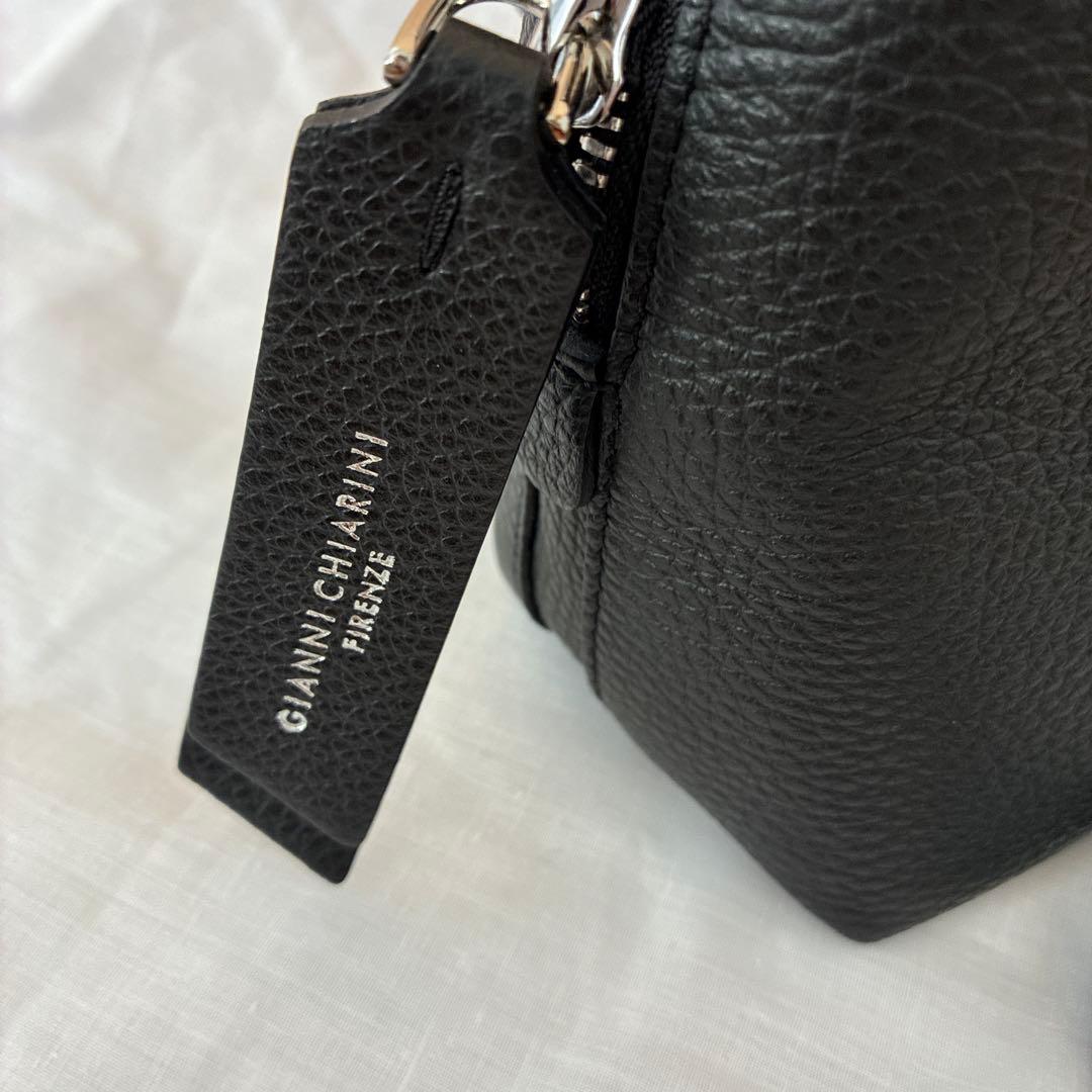 ジャンニキアリーニ⭐️新品 アリファ M