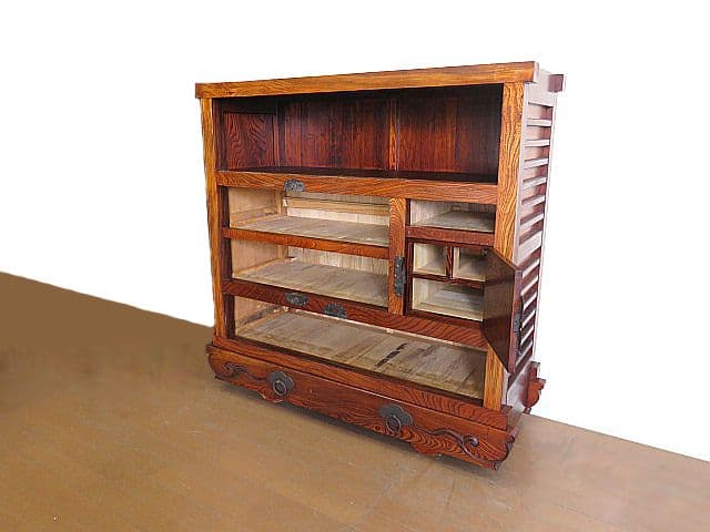 在銘 七屋太郎刀】欅無垢材 車箪笥 鍵付き 玉杢・虎