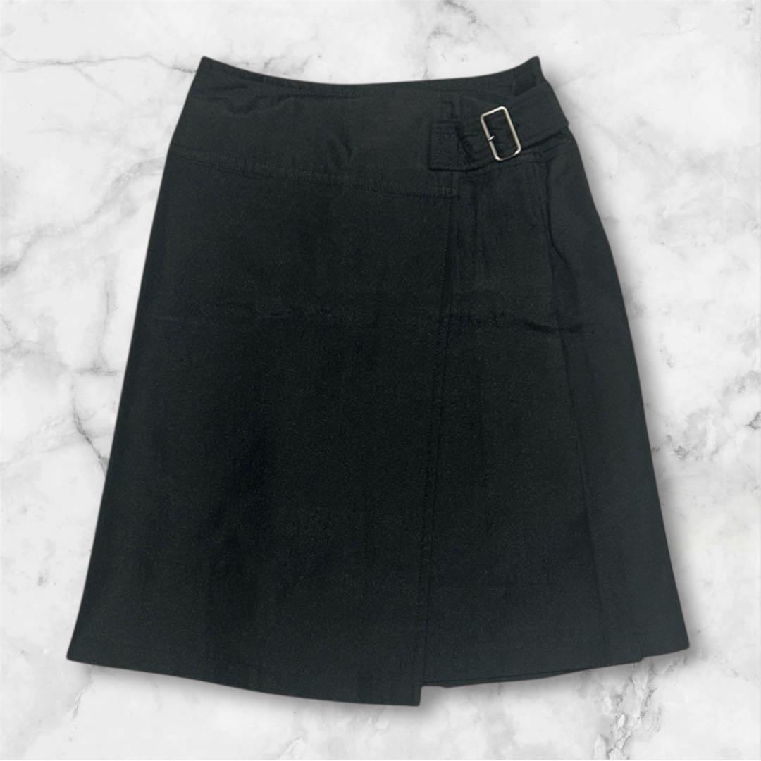 [o]オールシーズン膝丈　 チェック 変形プリーツスカート　S