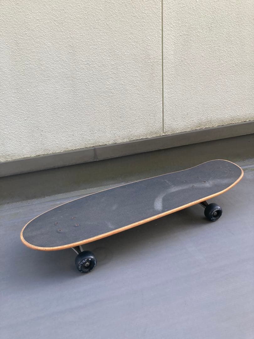 カーバー　スケートボード　(81センチ)
