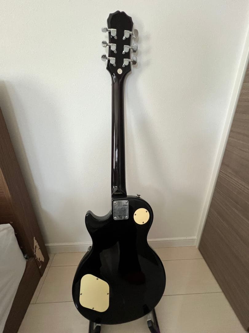 お*ん様 エピフォン　Epiphone　レスポールタイプ　エレキギター　ケース付