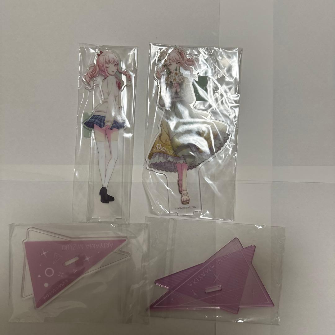 ニーゴ まとめ売り 100点 - メルカリ