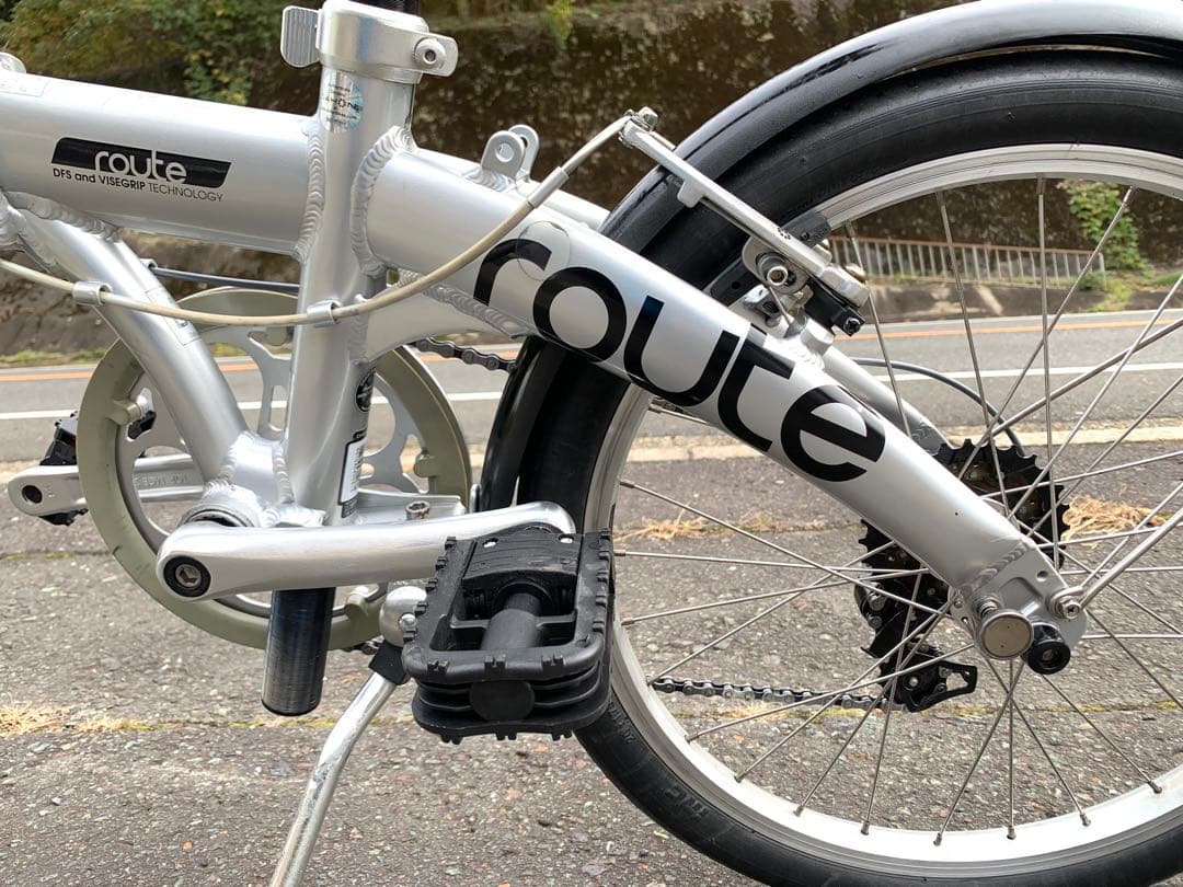 【即乘】送料無料 DAHON 折り畳み自転車 route7速ミニベロ 小径車20