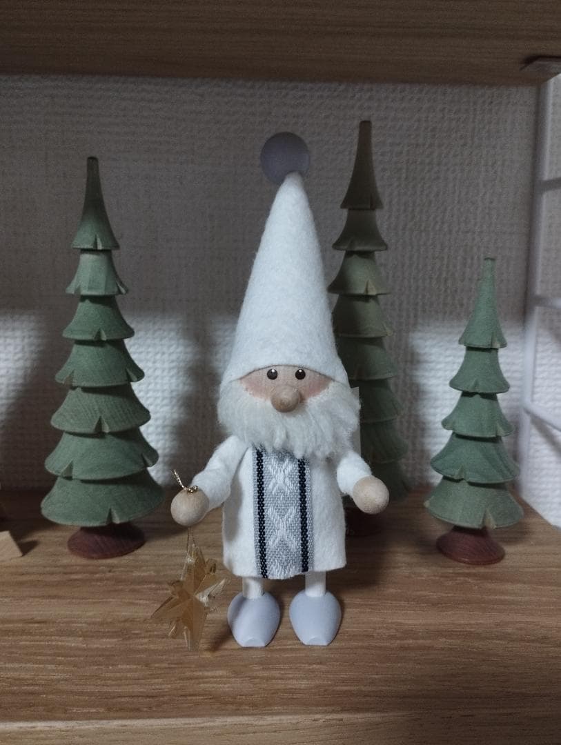 ノルディカニッセ　東京ミッドタウン　限定　完売　フェルト製 星のオーナメント付 今季完売】ノルディカニッセ フェルトツリー 白 クリスマスツリー