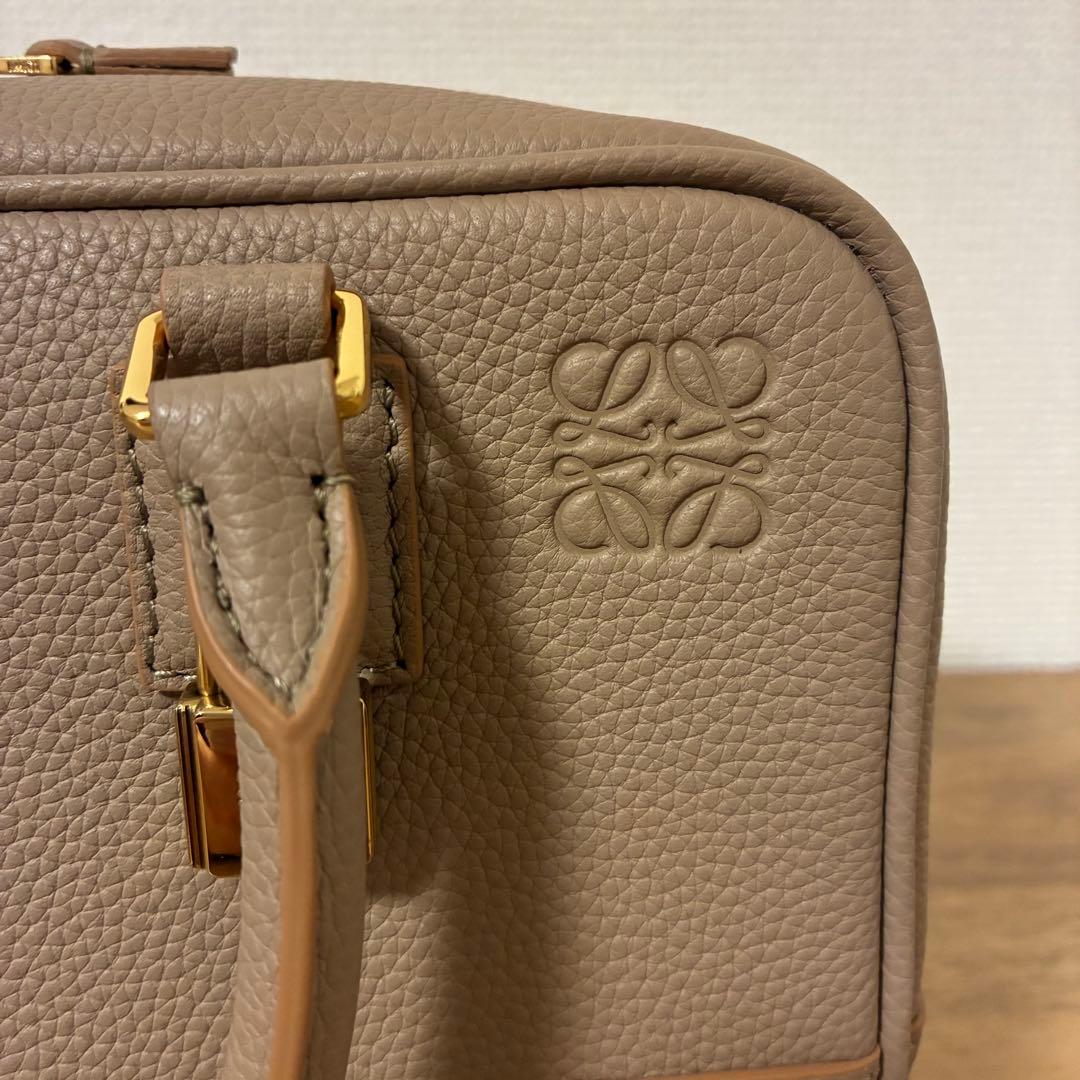 ロエベ　アマソナ23