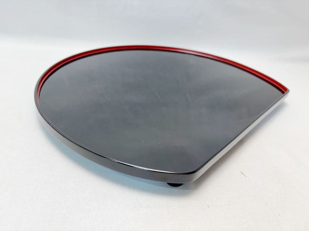 未使用 懐石道具 大家漆器店造 輪島塗卓上膳 5客足付 胴張膳 内朱縁木製黒真塗