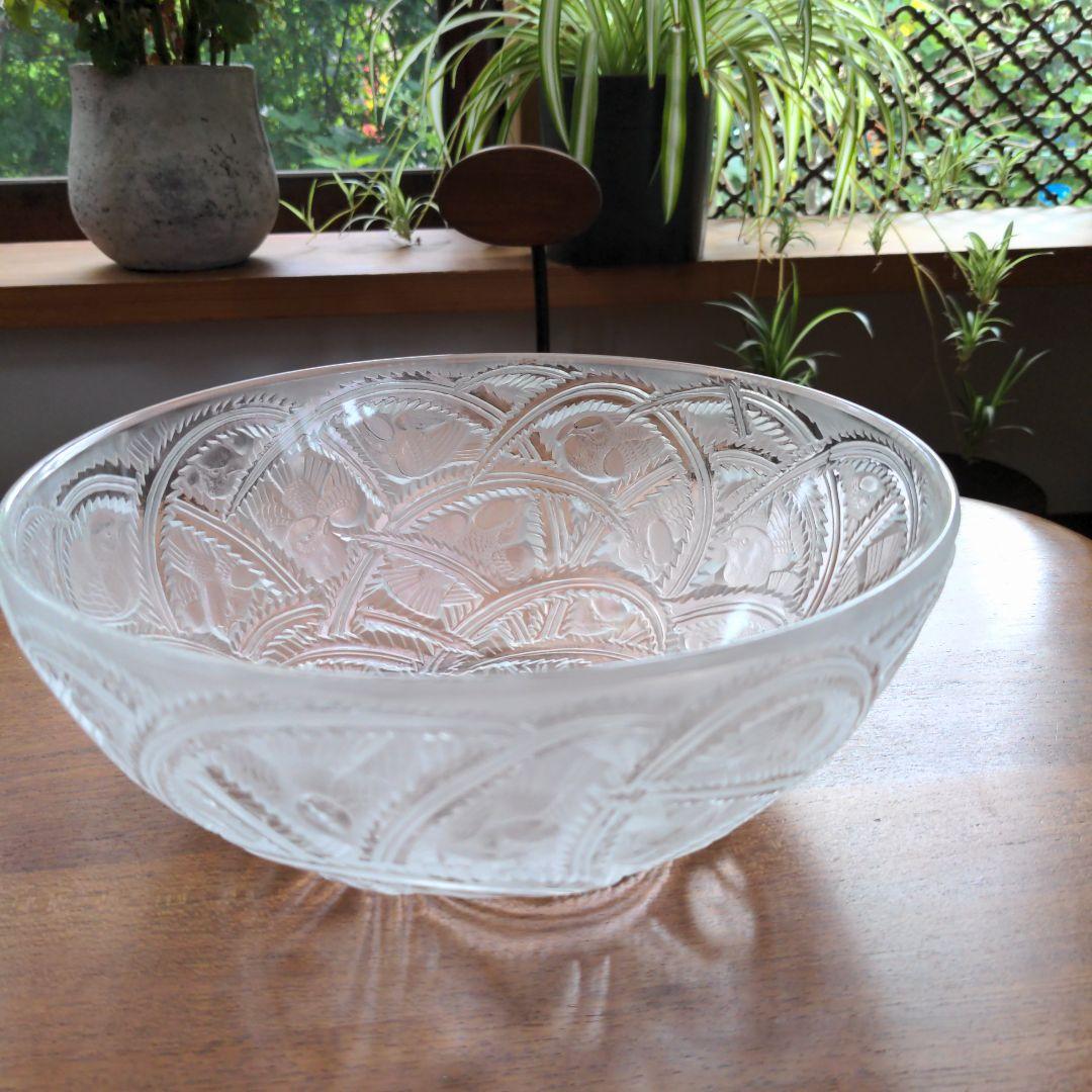 ラリック クリスタルガラス 陽刻小鳥図ボウル - メルカリ