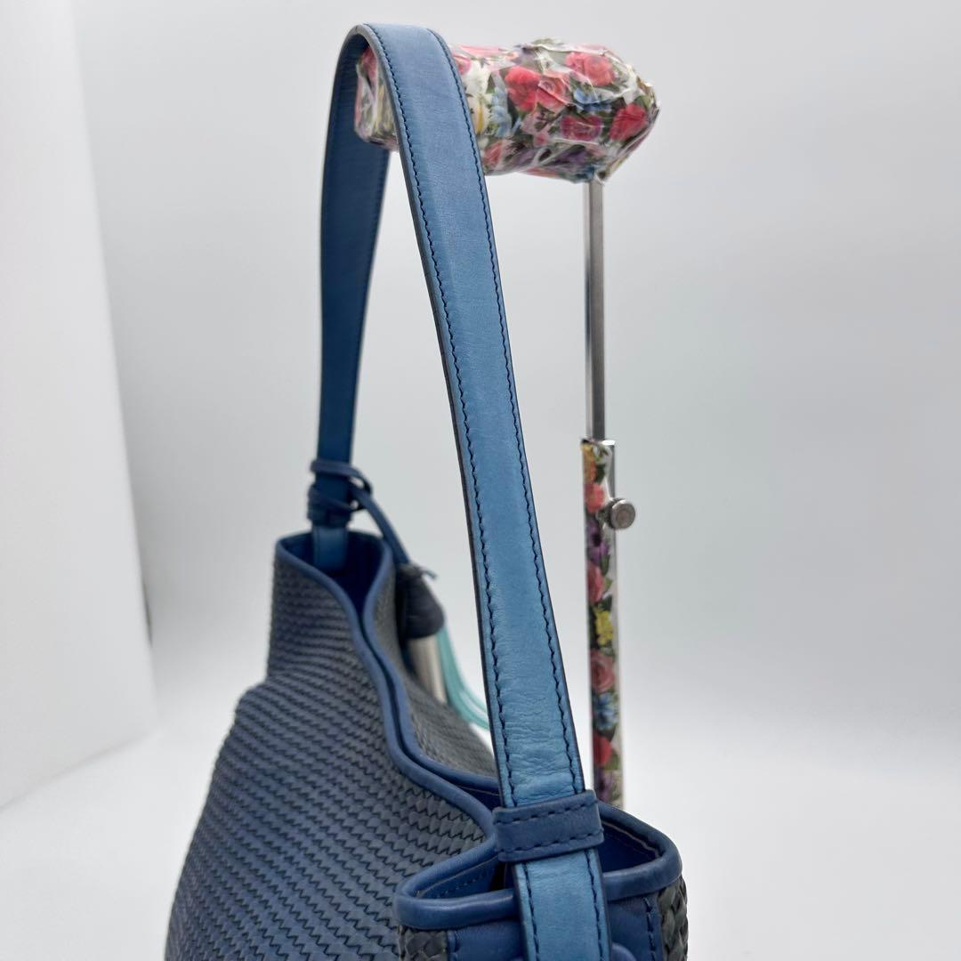 美品　トリーバーチ　ワンショルダーバッグ　編み込み　レザー　マックグロー　肩掛け