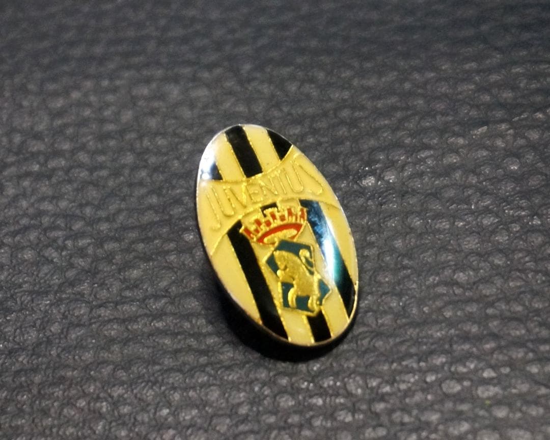 アート】ユベントス創立100周年記念ピンバッチ ユベントス ピンバッジ