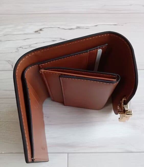 CELINE PARIS ブラウン 三つ折