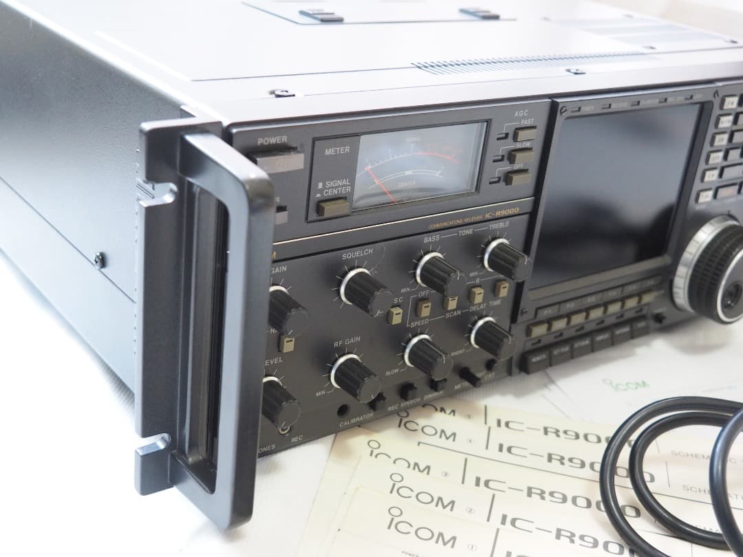 □ICOMアイコム IC-R9000 LCD 広帯域受信機