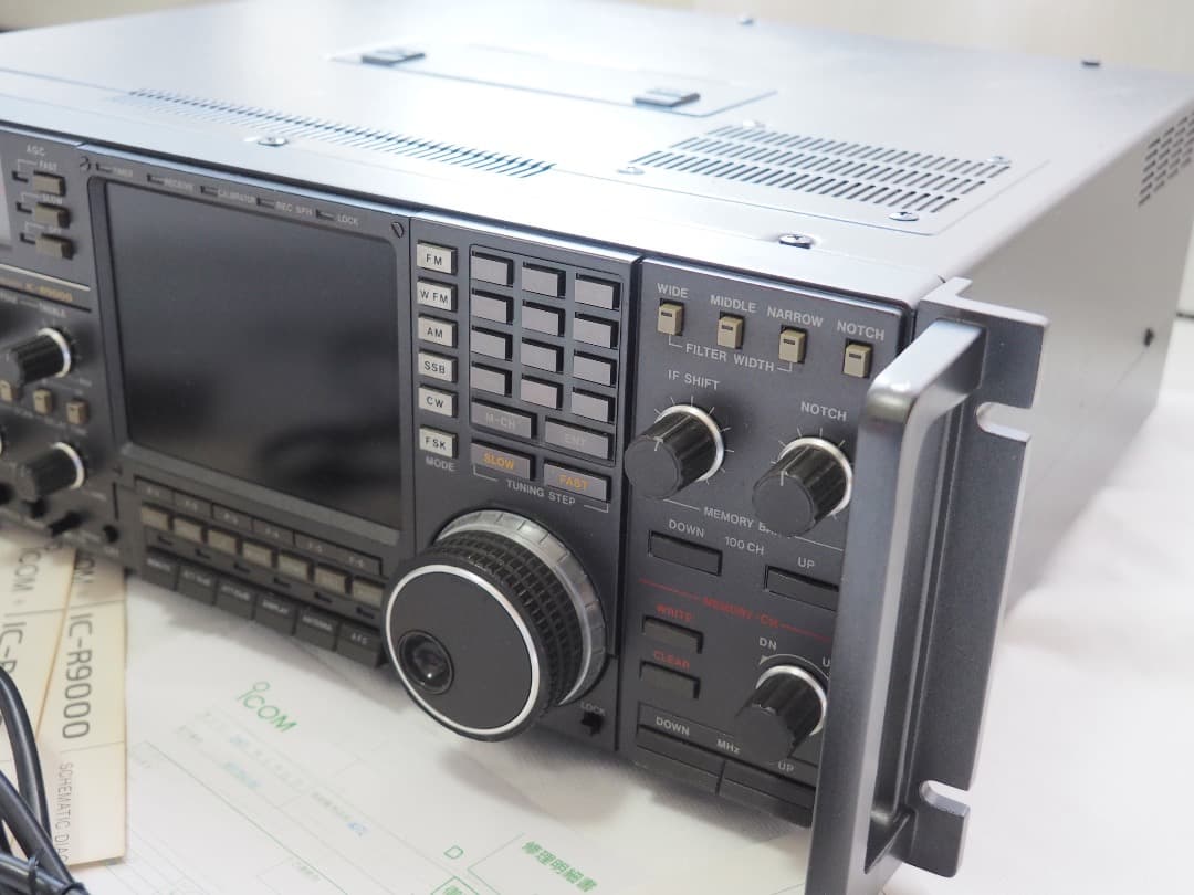 □ICOMアイコム IC-R9000 LCD 広帯域受信機