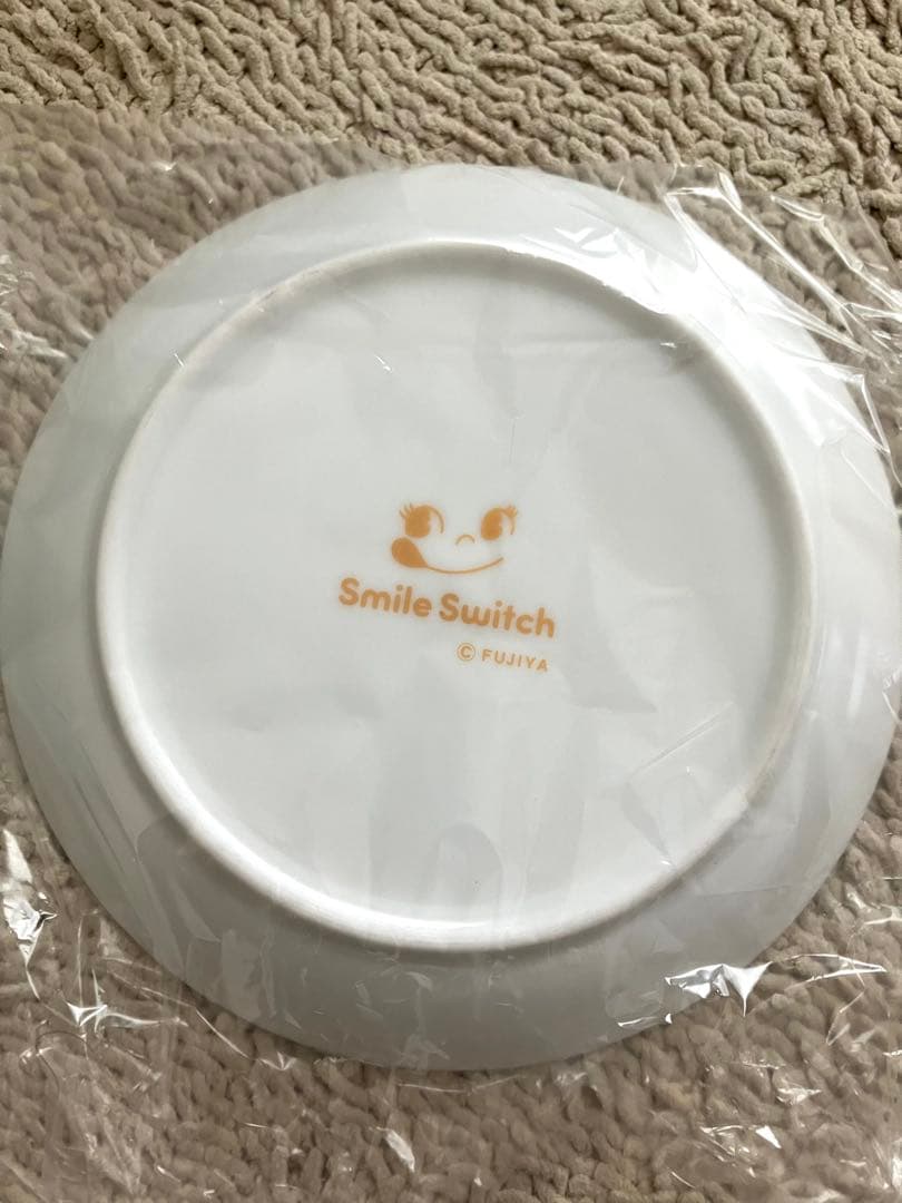 ☆新品☆2025不二家SnowManクリスマスプレートペコちゃんお皿