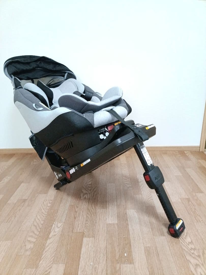 くつ　Aprica クルリラAC グレー ISOFIX チャイルドシート