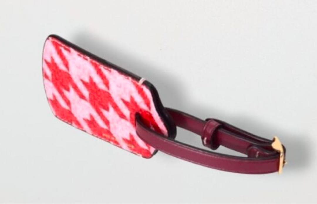 コーチ ラゲッジタグ 千鳥格子柄 ピンク トラベルタグ バッグチャーム