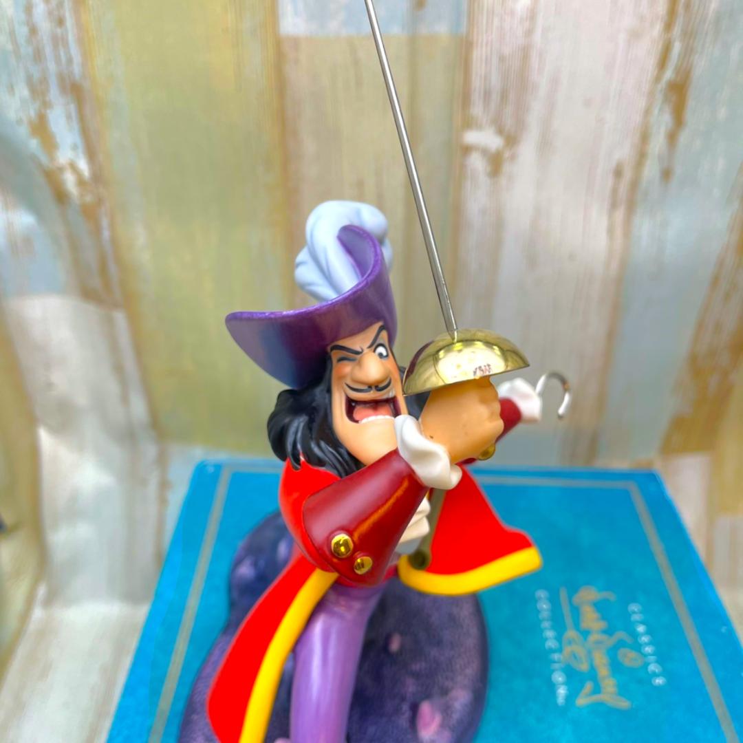 WDCC ピーターパン フック船長 決闘！ ヴィランズ フィギュア