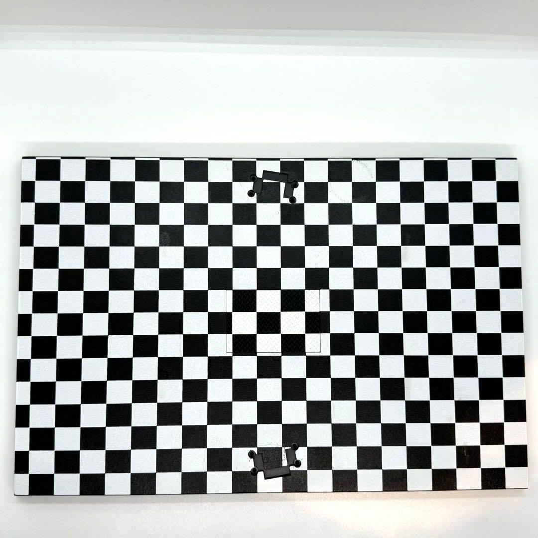 激レア BUICK 2 POST LIFT 1:18スケール 限定版