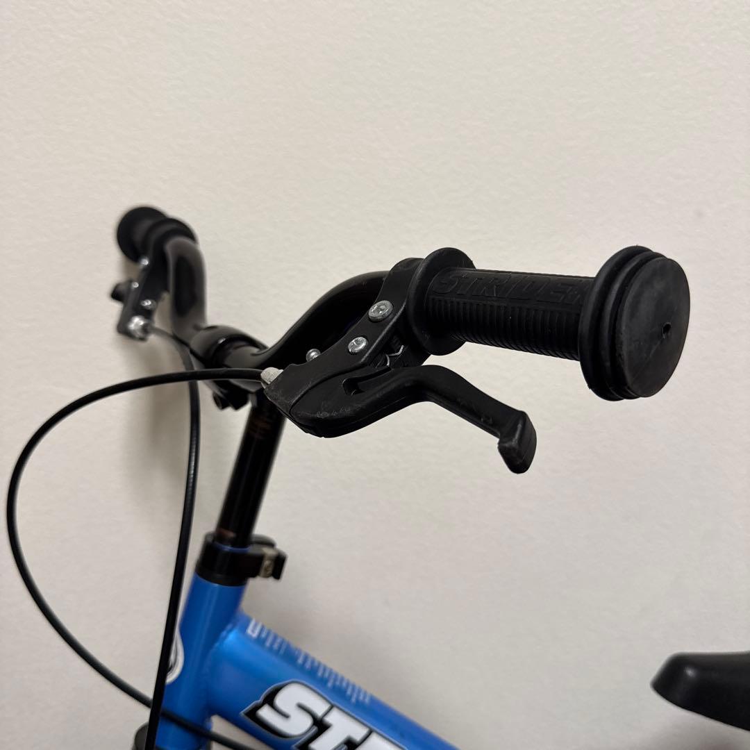 美品 ストライダー 14X スティールブルー 青 キッズ 自転車 キッズバイク