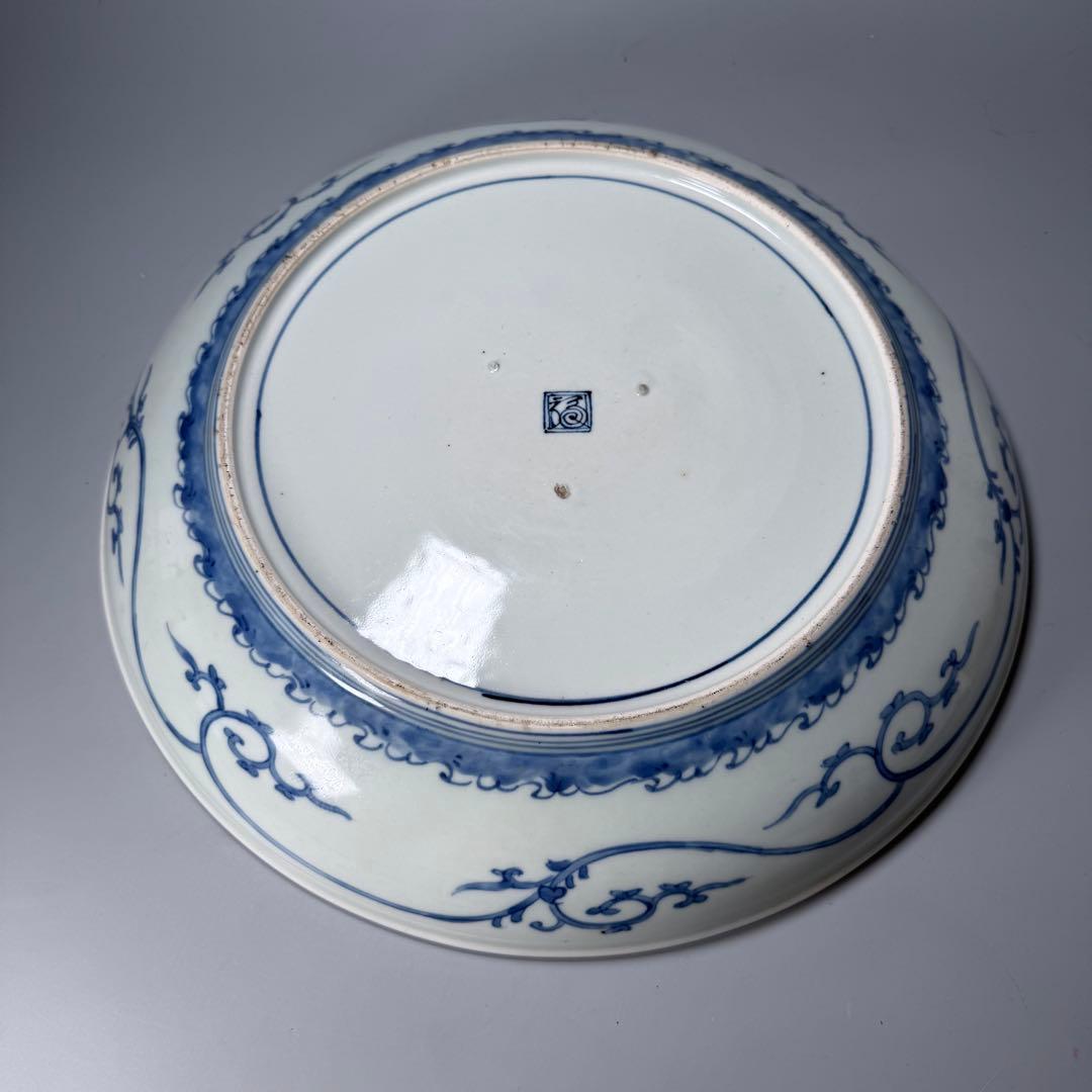 藍柿右衛門　渦福　染付白鷺図蛸唐草文様大皿　直径33cm　扇子　窓絵