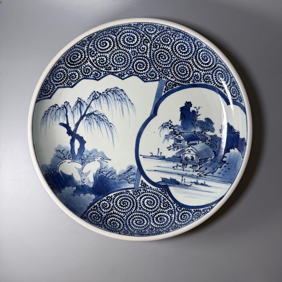 藍柿右衛門　渦福　染付白鷺図蛸唐草文様大皿　直径33cm　扇子　窓絵