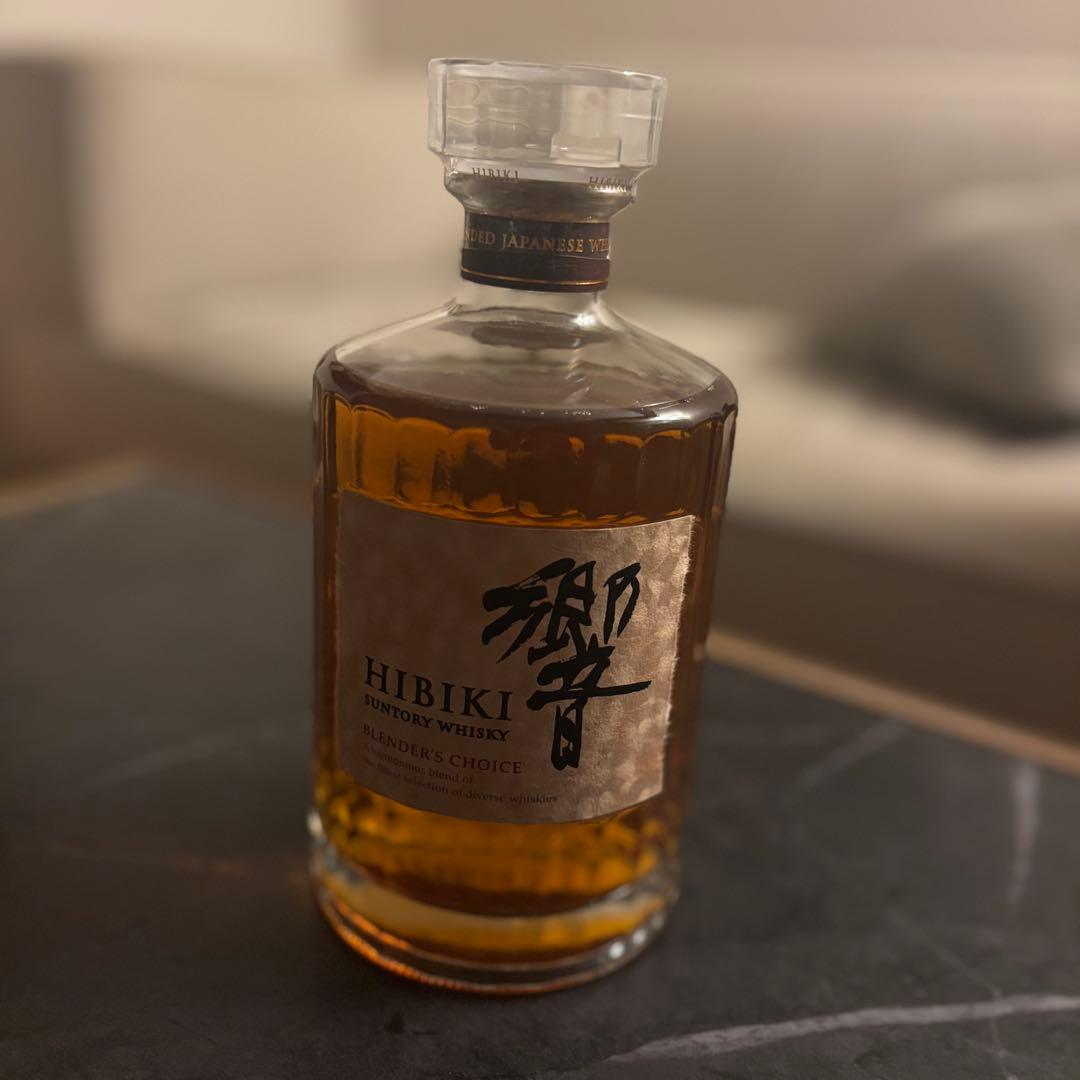 響 Hibiki 700ml ブレンデッドウイスキー