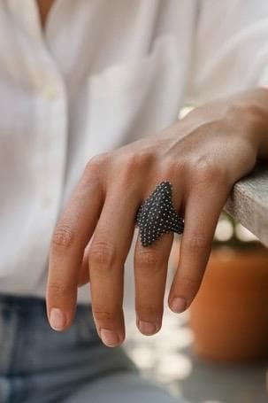 松本潤着【Ugo Cacciatori 】ウーゴカッチャトーリシルバーリング