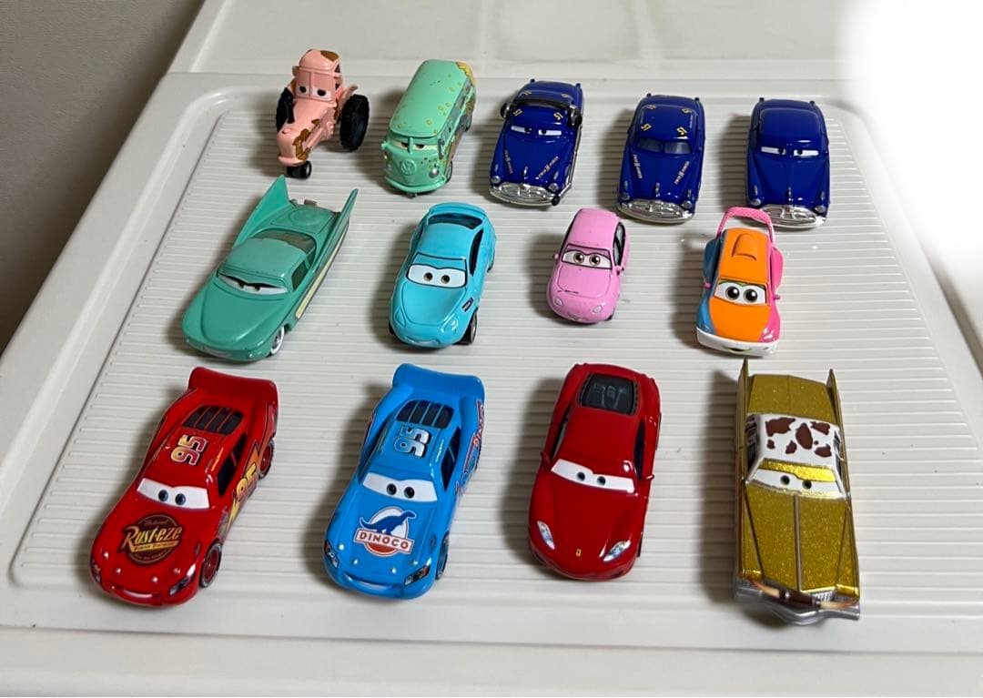 カーズ、ミニカー、マックイン、トラクター、テックス、ドックハドソン