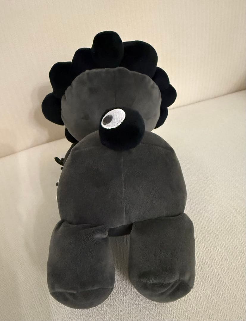 黒ミャクミャク 這い型 ぬいぐるみ Mサイズ☆