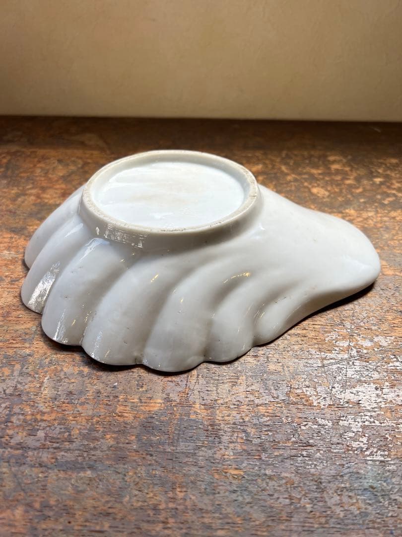 古伊万里 アンティーク 骨董 赤絵貝型菓子器 輸出用 花鳥の図 飾皿