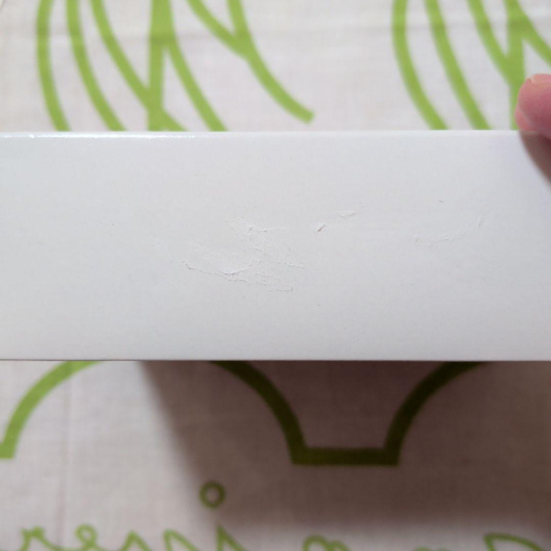 タイムセール　新品・未使用品　ジルスチュアート　三つ折り財布ルナティ アイボリー