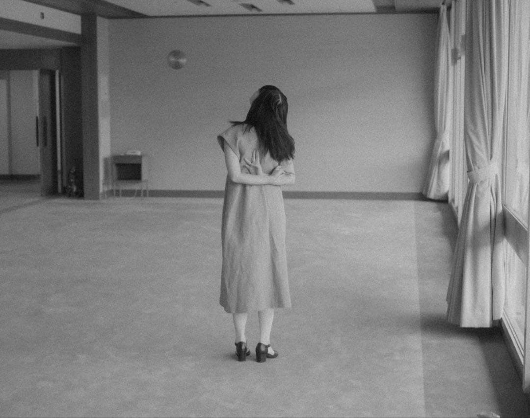 暮chic by futatsukukuri カネコアヤノ ポスター 2枚セット - メルカリ