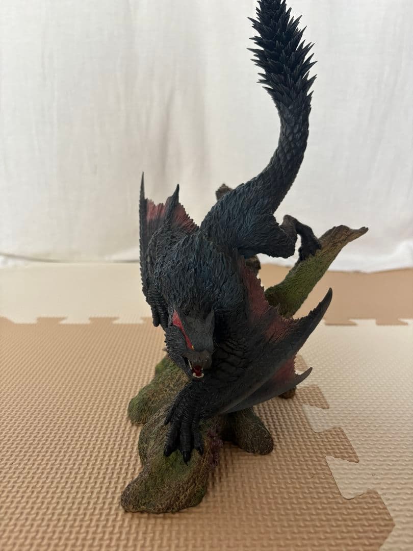 ま*る様 モンスターハンター　クリエイターズモデル　辻竜ナルガクルガ　フィギュア